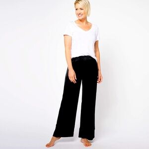 NWT Barefoot Dreams wide leg satin pants M